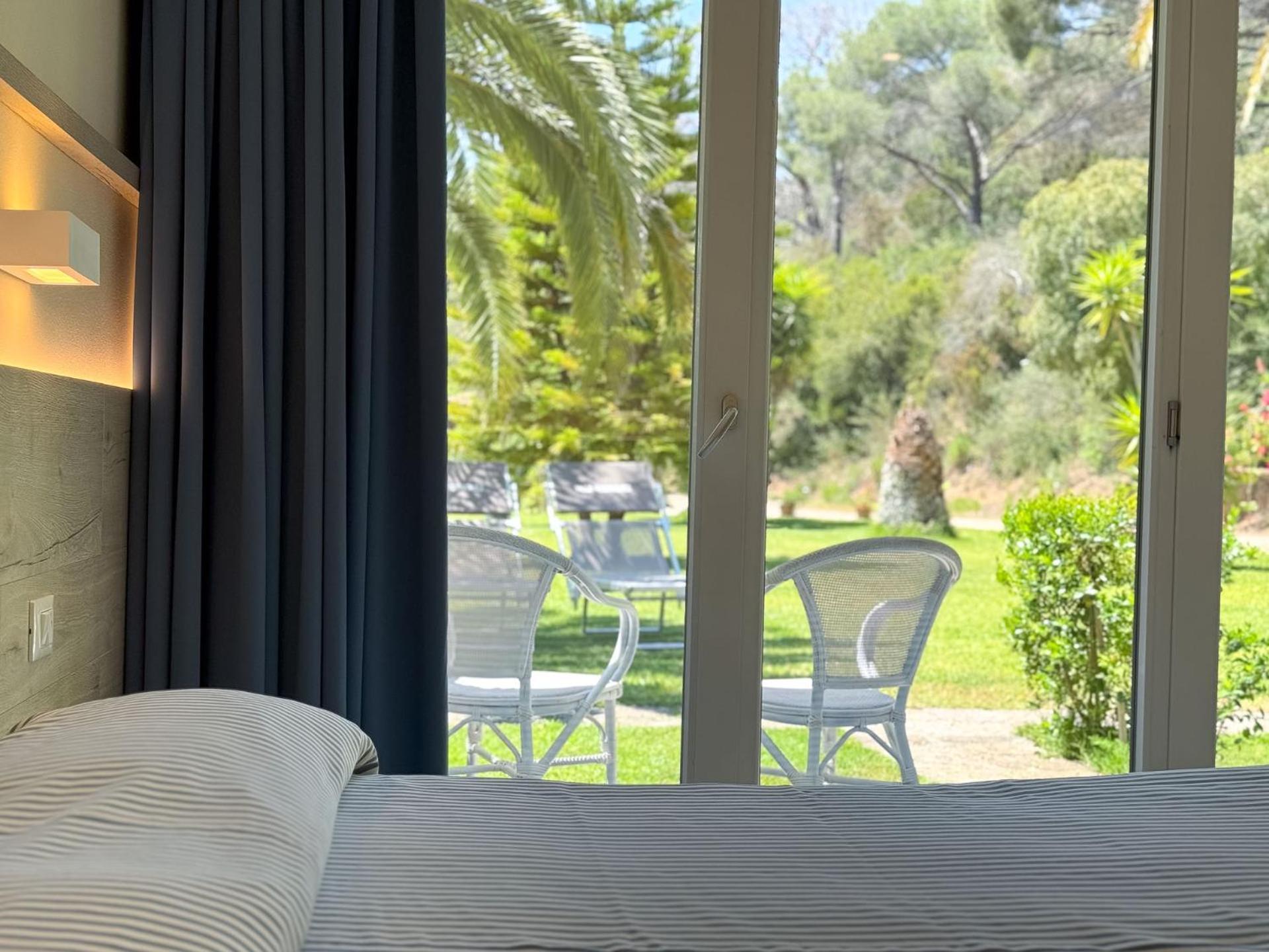 Hotel Villa Rodriguez Capoliveri  Eksteriør bilde